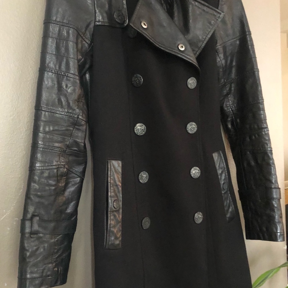 ⭐️HP⭐️ RUDSAK Leather & Black coat size Xsmall. - Picture 4 of 8